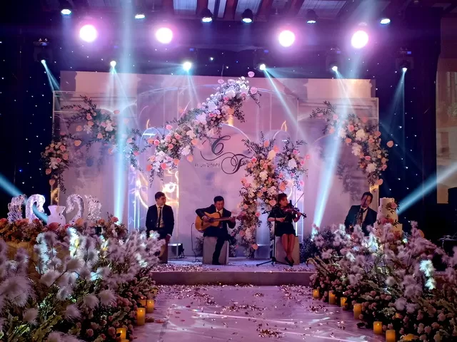 Ban Nhạc Hòa Tấu Semi Classic Thanh Tùng Tumbadora Band Nikko Saigon Hotel 004