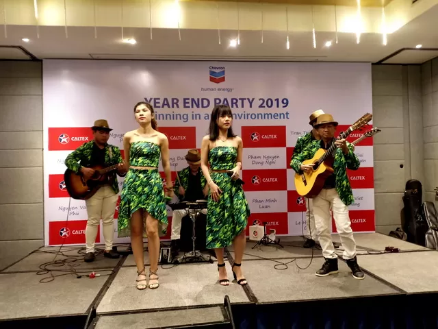 Ban Nhạc Flamenco Tumbadora Year End Party Chevron company 002