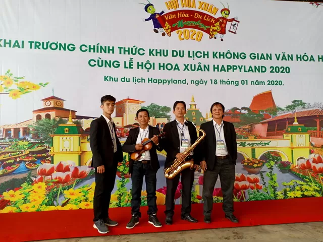 Tumbadora Semi Classic Band Happy Land Grand Opening 001