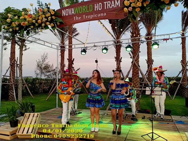 Chọn Ca Sĩ, Ban Nhạc Chuyên Nghiệp Cho Tiệc Cưới Đáng Nhớ