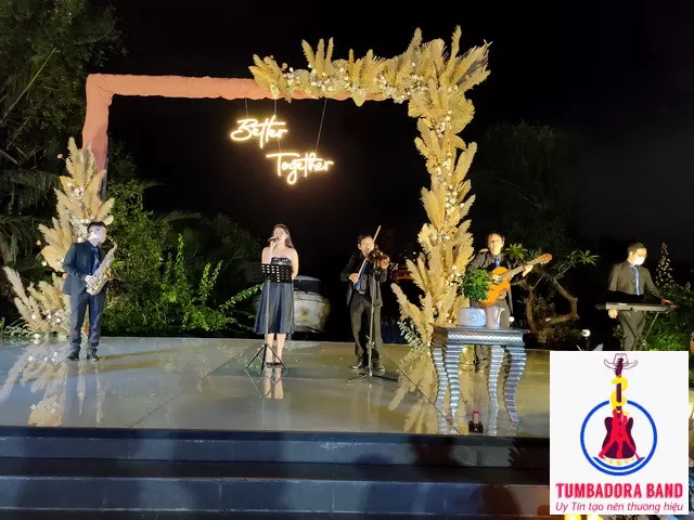 Thuê ban nhạc cưới Tạo không khí sôi động cho đám...