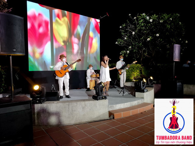 countdown party cong ty lien doanh khach san saigon innnew world hotel ban nhac flamenco tumbadora 002