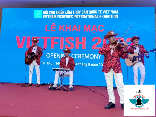 le khai mac hoi cho trien lam vietfish 2022 tumbadora flamenco band 01