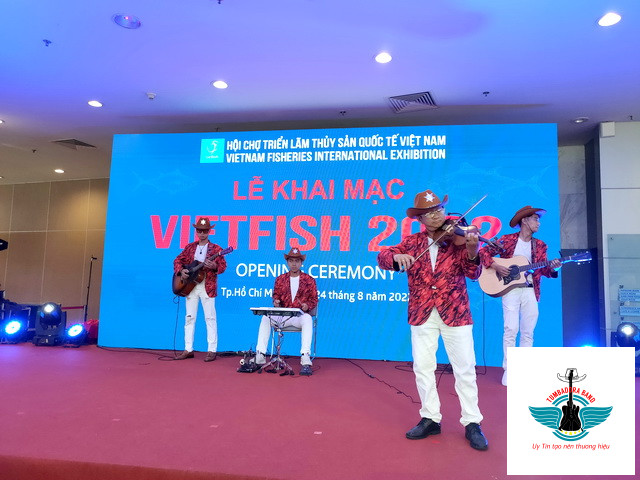 le khai mac hoi cho trien lam vietfish 2022 tumbadora flamenco band 02