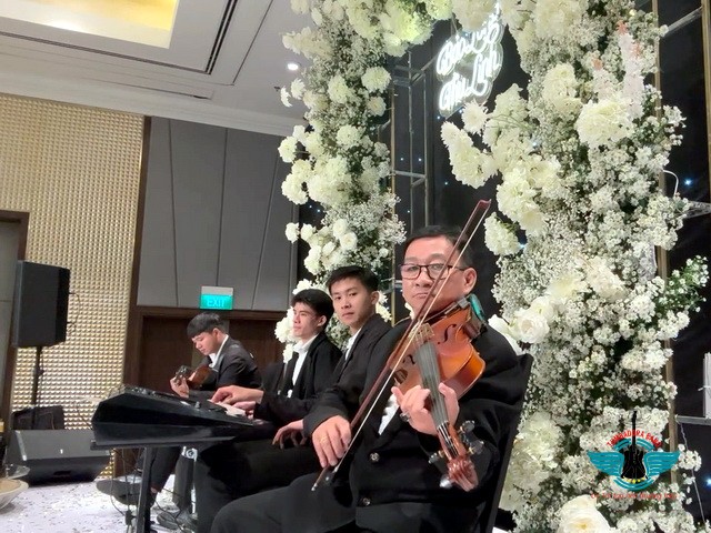 Tumbadora band Hoà Tấu Love Song Tiệc Cưới Caravell SaiGon Hotel 003